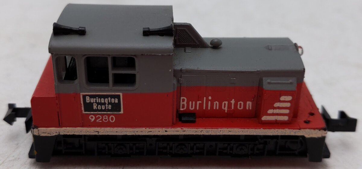 Bachmann 60066 N Burlington Plymouth MDT Switcher Diesel Locomotive #9280