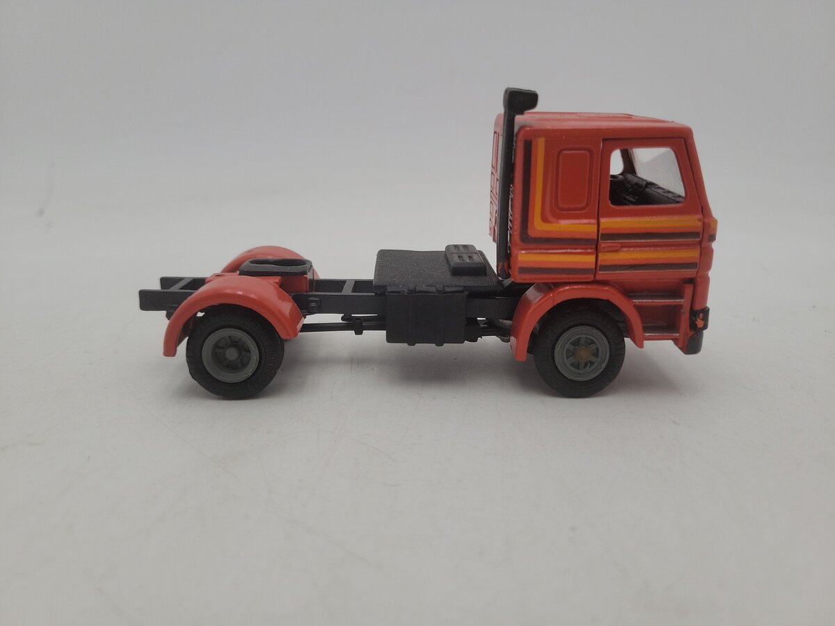 ARPRA Supermini R142 1:50 Scale Orange Semi Truck Die Cast Tractor Trailer VG/Box