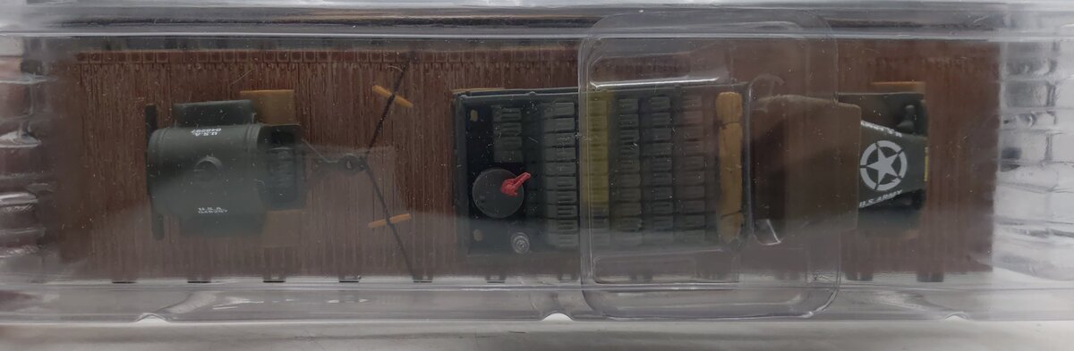 Menards O Gauge U.S Army Flat Car with Army Truck #4711 NIB