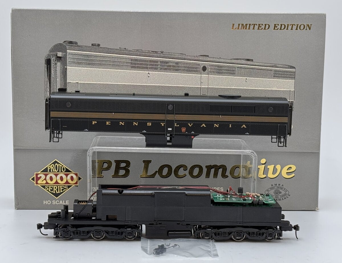 Proto 2000 30499 HO Scale Pennsylvania Railroad PB Powered Diesel Locomotive EX/Box