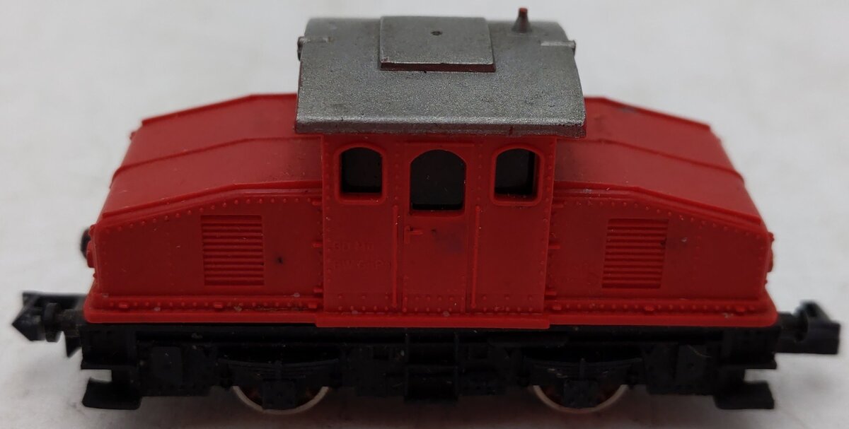 Arnold Rapido N Scale Undecorated Diesel Locomotive VG