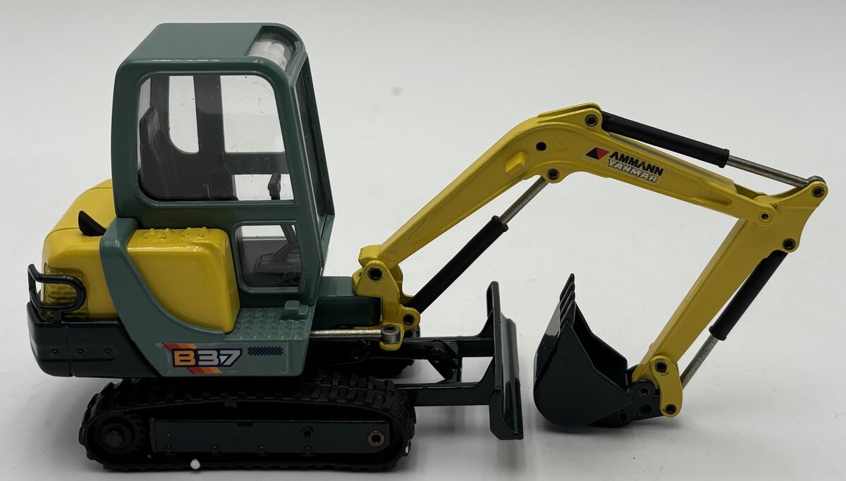 Joal 193 1:32 Ammann Yanmar B37 Compact Mini Excavator LN/Box