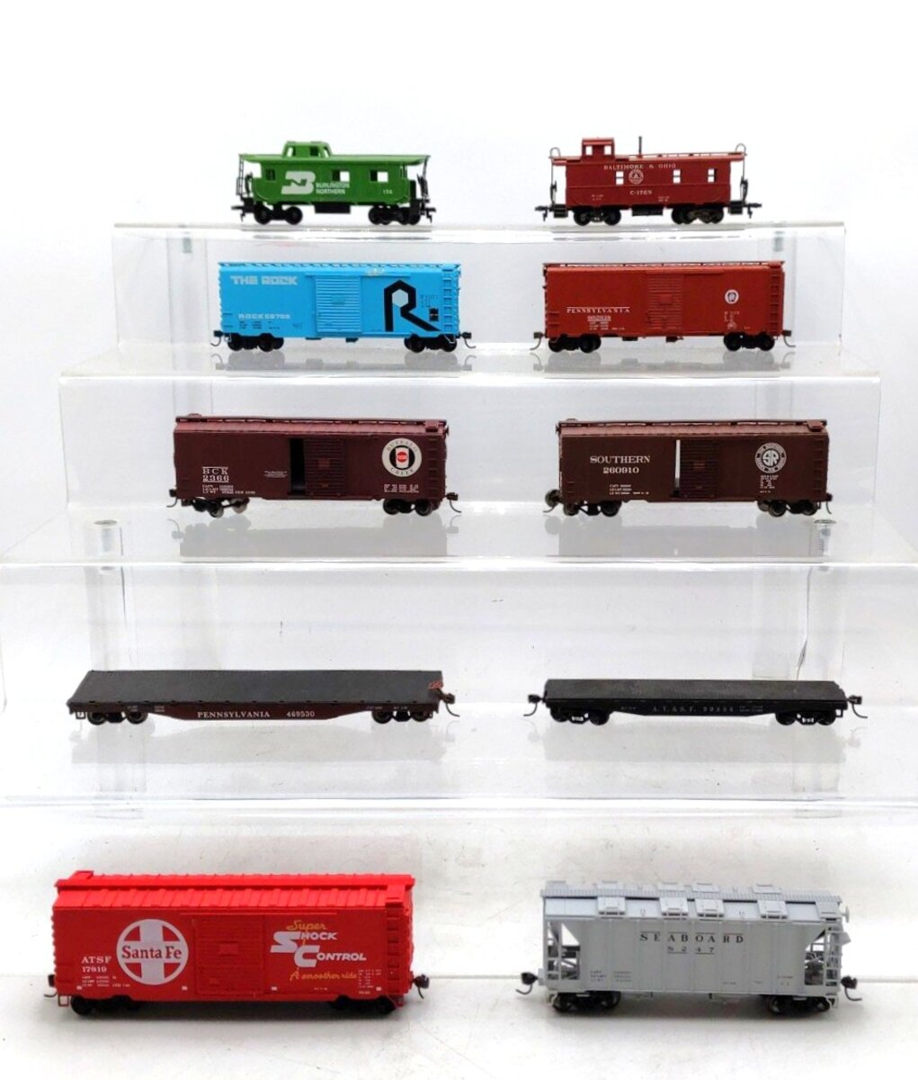 Accurail & Other HO Scale Assorted Freight Cars [10] VG