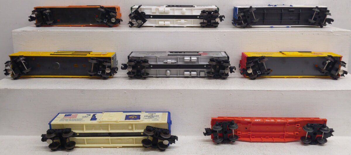 Lionel O Gauge Assorted Freight Cars [8] VG