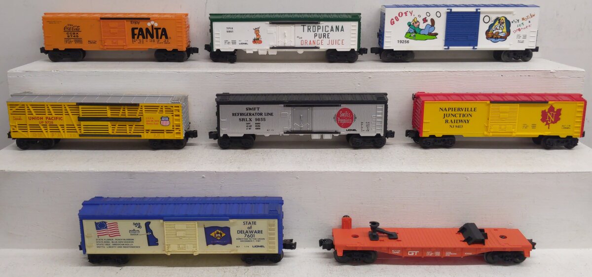 Lionel O Gauge Assorted Freight Cars [8] VG