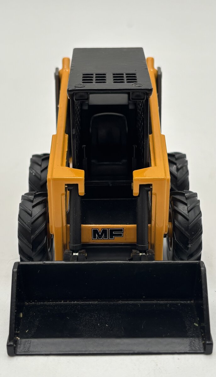 Joal 192 1:32 MF Industrial Scat Loader 516 Die-Cast Metal With Working Parts LN/Box