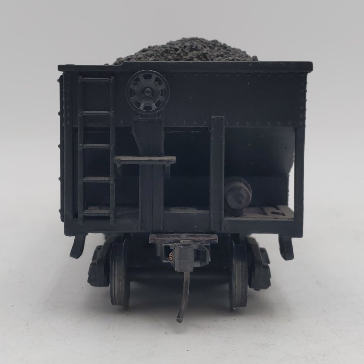 Lionel 716 Vintage O Prewar Baltimore & Ohio 532000 Hopper (2-Rail) -Restored