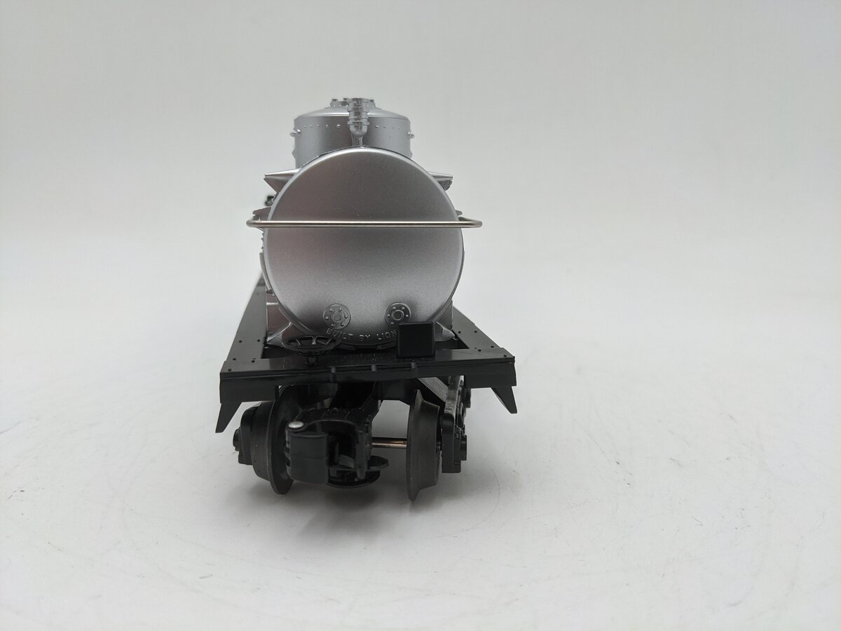 Lionel 6-29789 O Gauge Pennsylvania Salt 3-Dome Tank Car #4727 EX