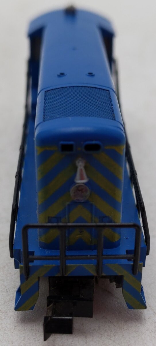 Minitrix 2005 N Scale Santa Fe Diesel Locomotive # 546 VG
