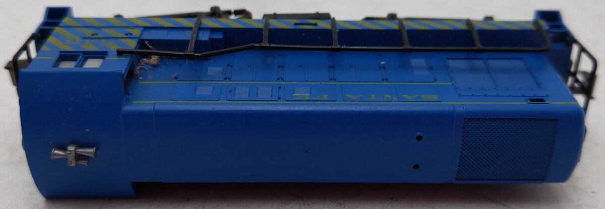 Minitrix 2005 N Scale Santa Fe Diesel Locomotive # 546 VG
