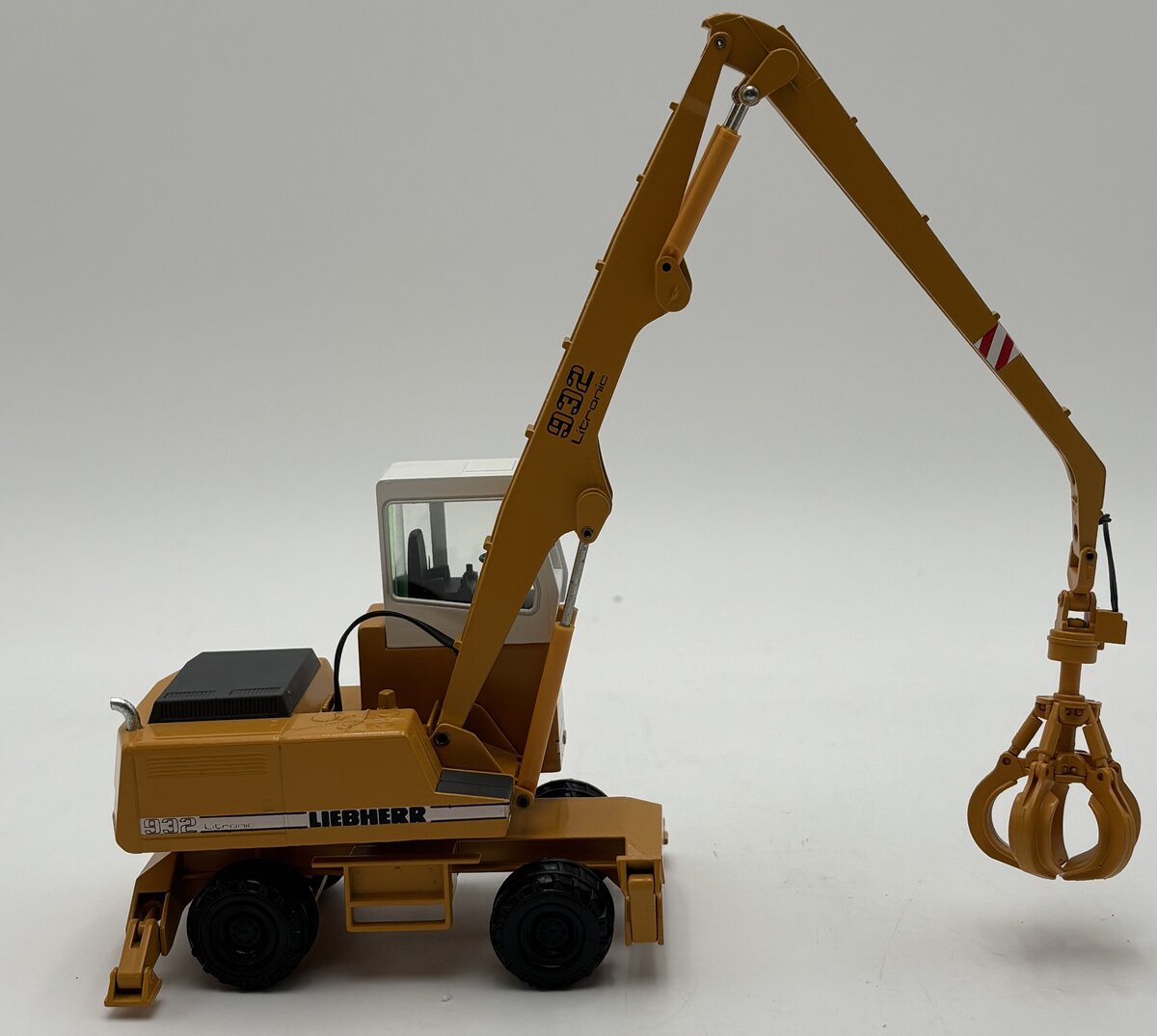 Conrad 2835 1:50 Liebherr The Hydraulic Excavator R932 LN/Box