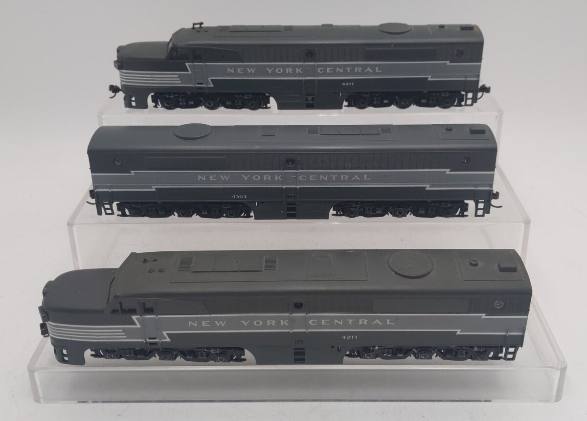 Athearn HO New York Central PA1 Diesel Locomotive ABA Set VG