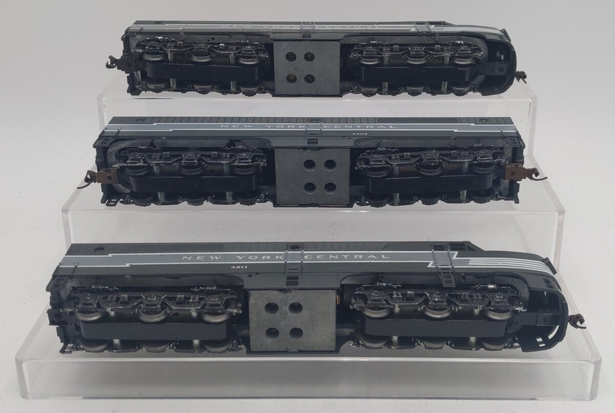 Athearn HO New York Central PA1 Diesel Locomotive ABA Set VG