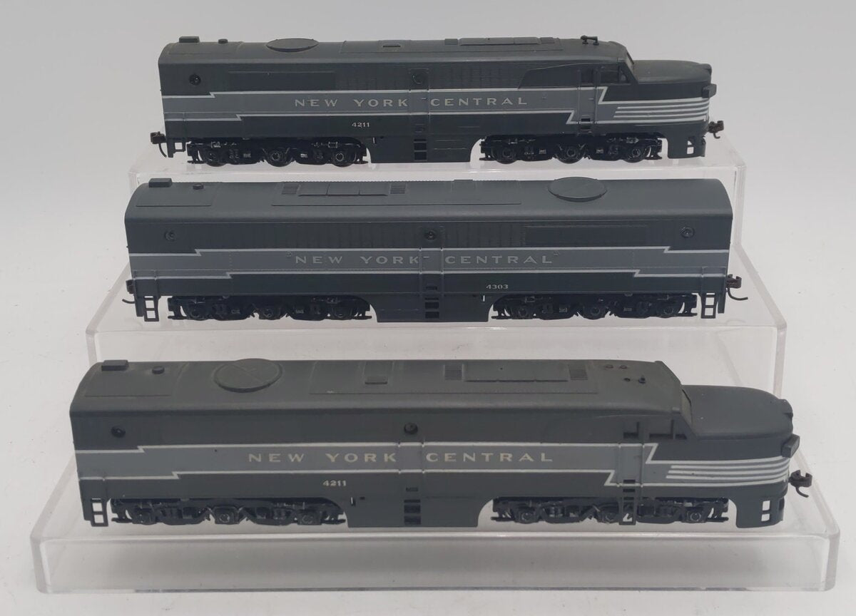 Athearn HO New York Central PA1 Diesel Locomotive ABA Set VG