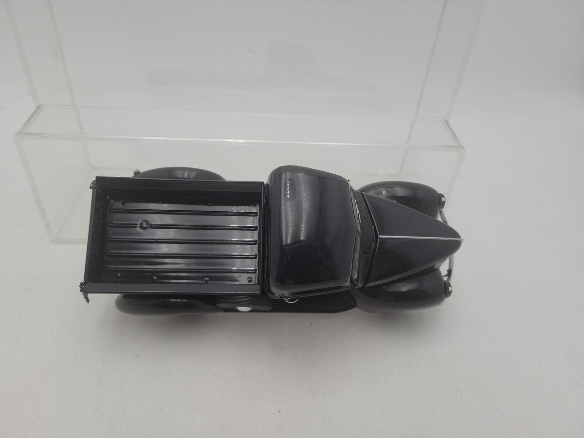 Franklin Mint B11UK21 1:24 Scale Black 1940 Ford Pick Up Truck F-100 Die-Cast EX/Box