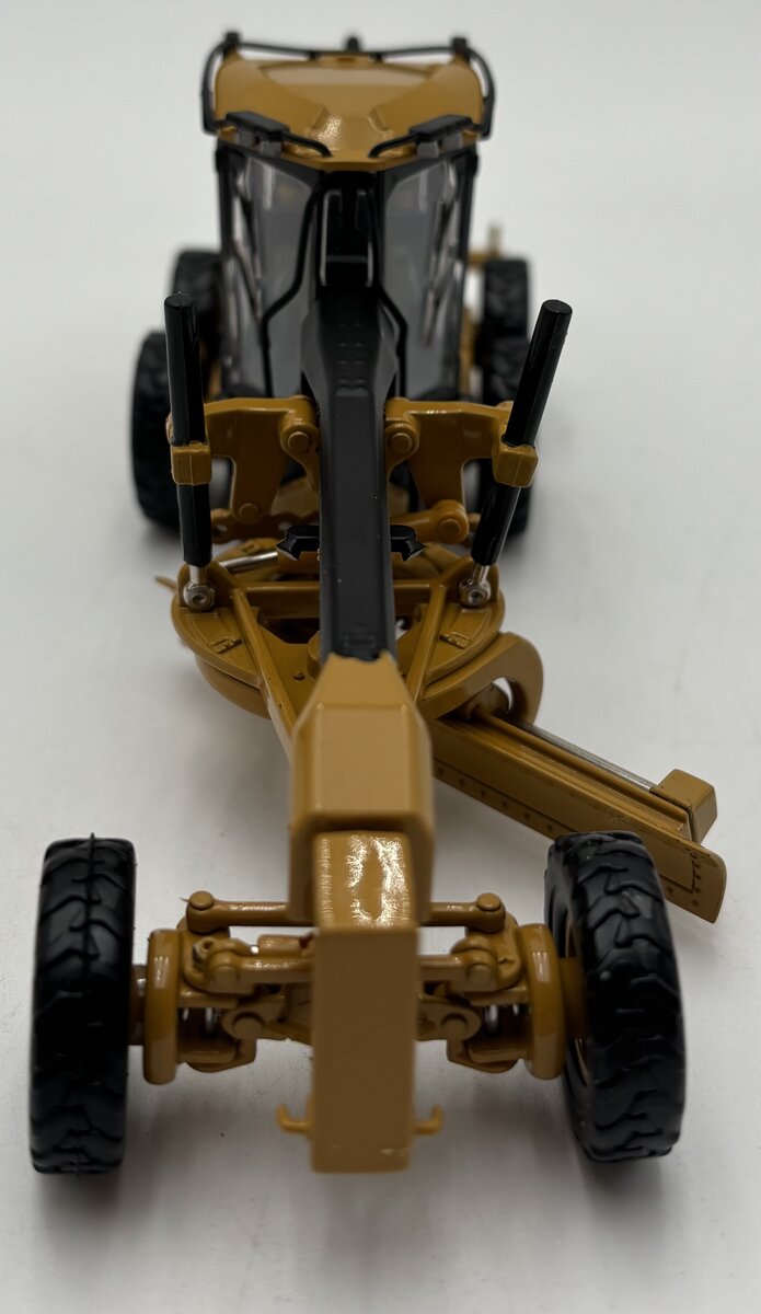 Norscot 55236 1:50 Caterpillar 140M Motor Grader LN/Box