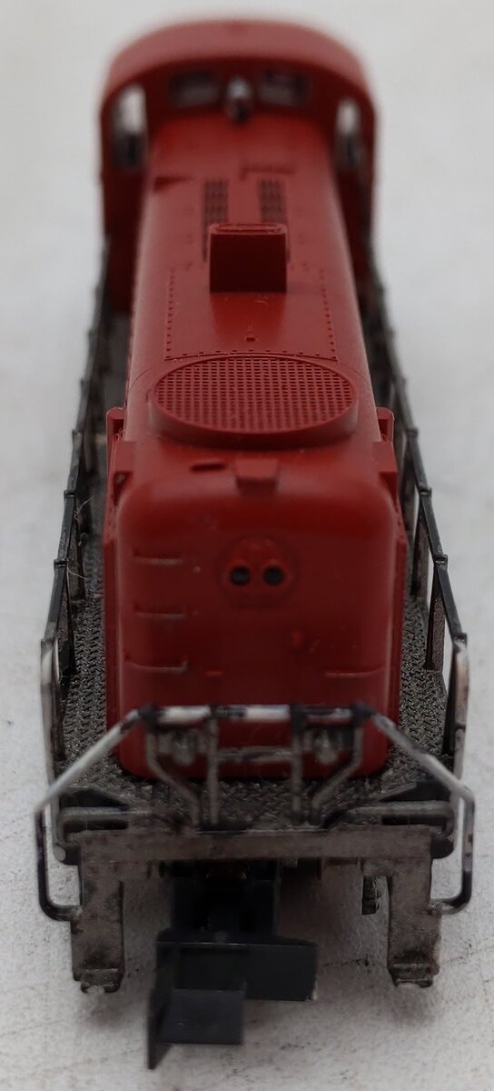 Atlas 4203 N Scale Rock Island RS-3 Diesel Locomotive #485
