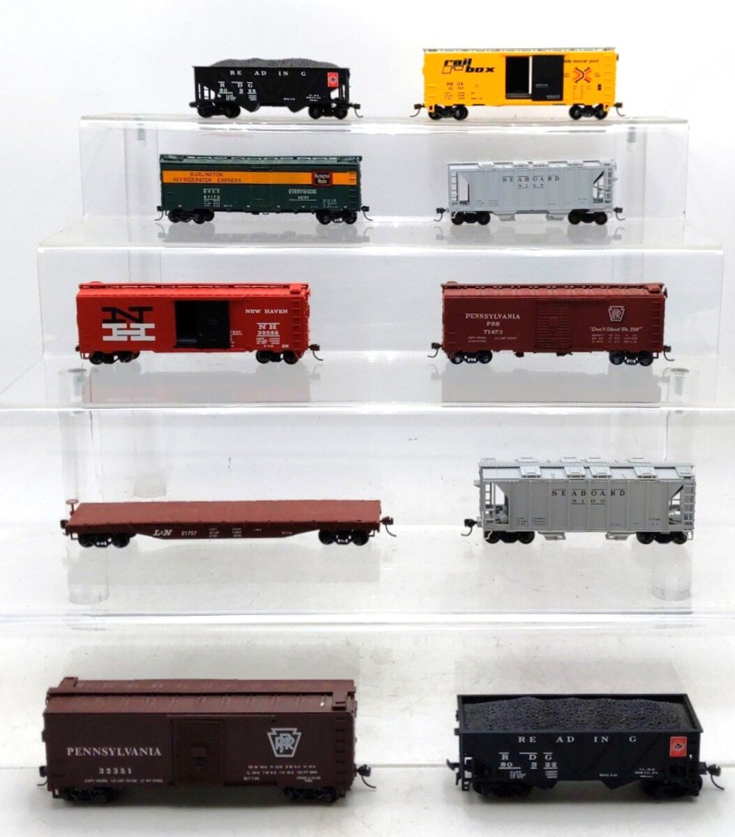 Bachmann & Other HO Scale Assorted Freight Cars [10] EX