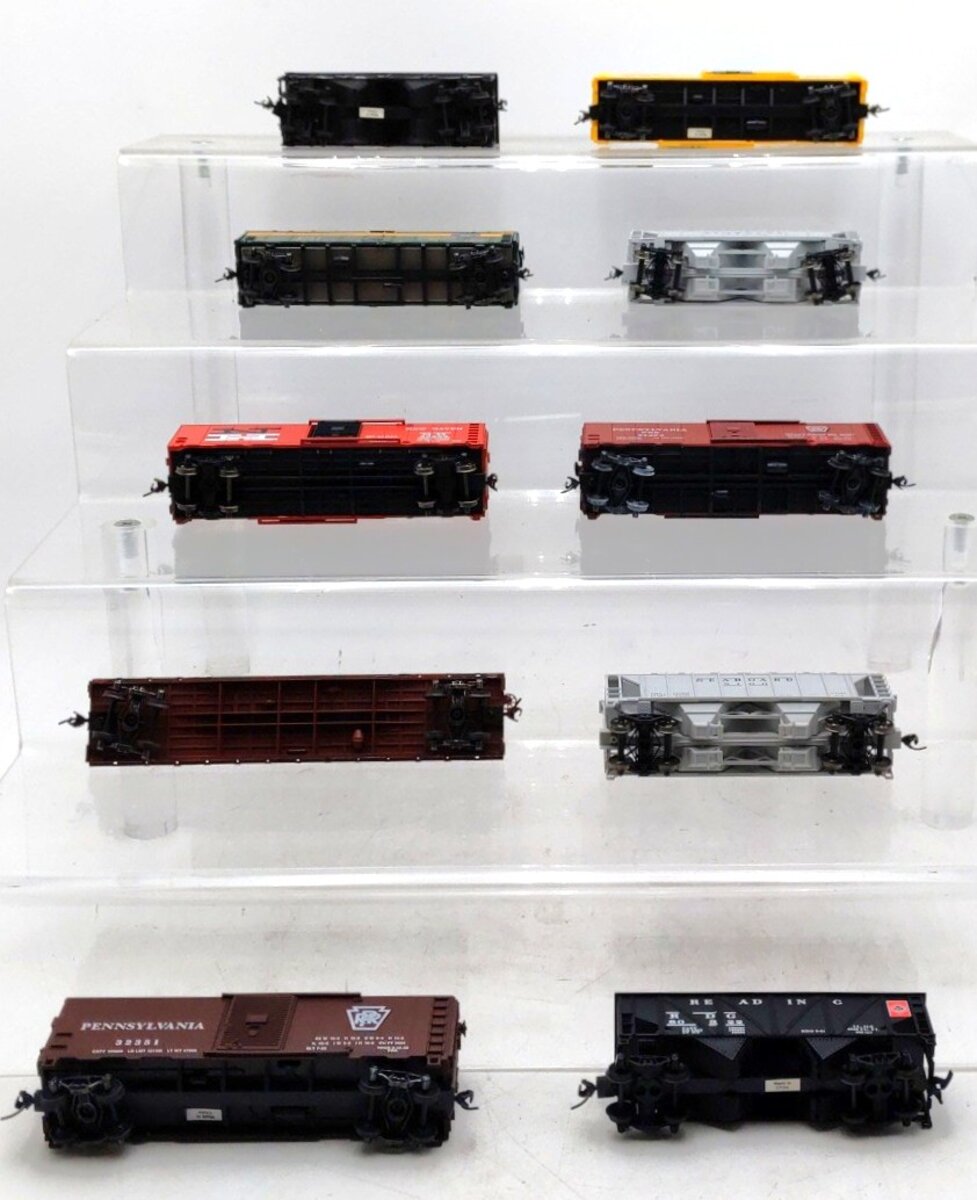 Bachmann & Other HO Scale Assorted Freight Cars [10] EX