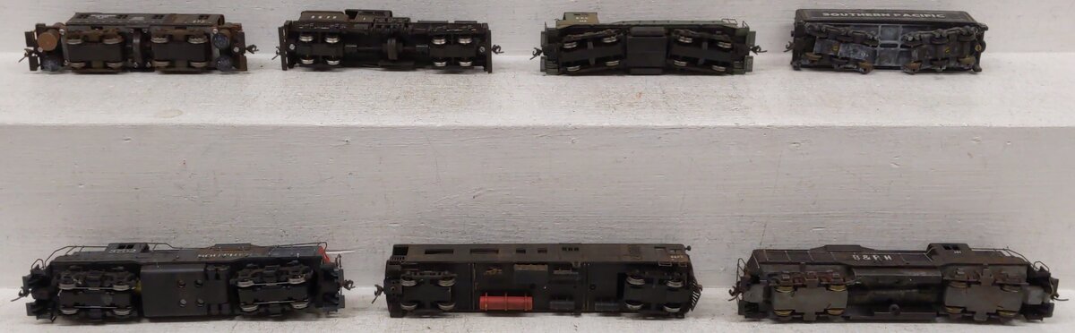 HO Scale Assorted Steam and Diesel Locomotives [7]