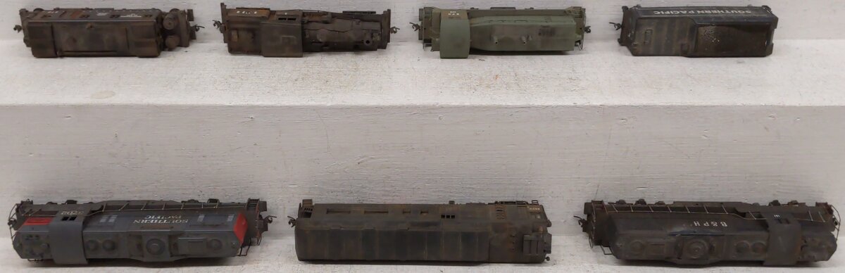 HO Scale Assorted Steam and Diesel Locomotives [7]