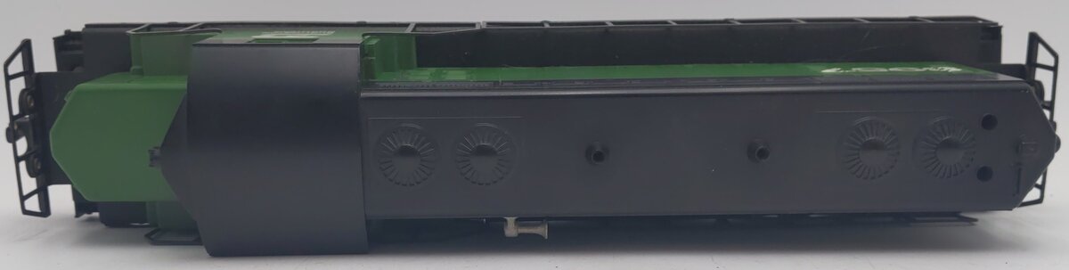 Lionel 6-8957 O Burlington Northern GP-20 Powered Diesel Locomotive EX/Box