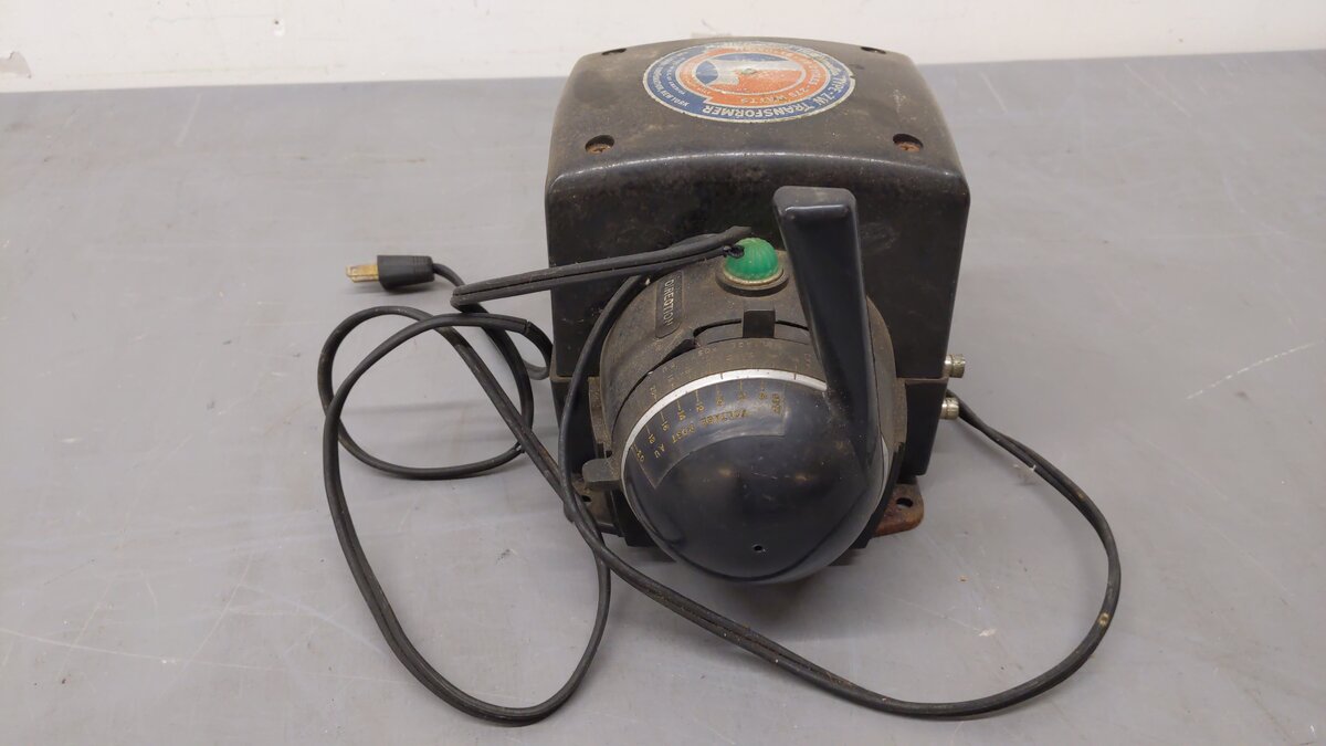 Lionel ZW Vintage O Gauge Trainmaster 275 Watt Transformer with Whistle
