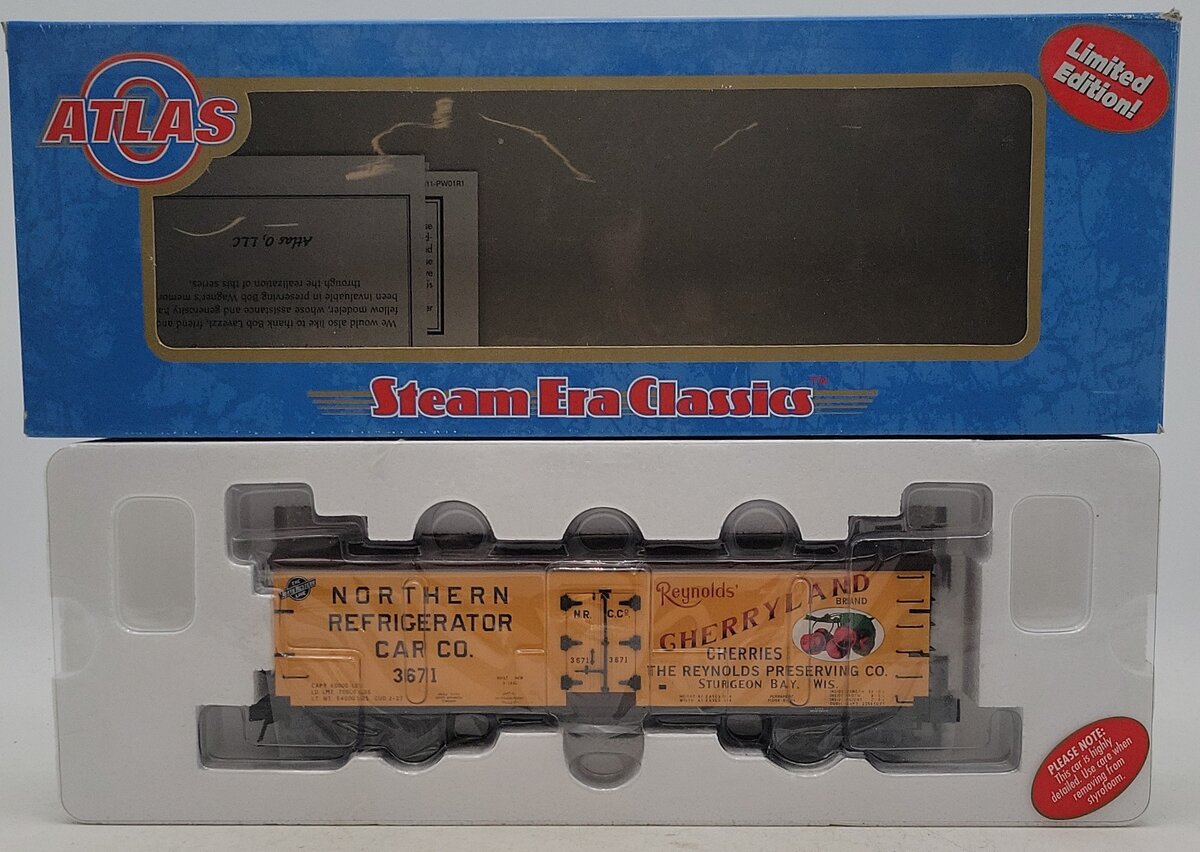 Atlas 8109-2 O Gauge Cherryland 40' Woodside Billboard Reefer #3671 (3Rail) NIB