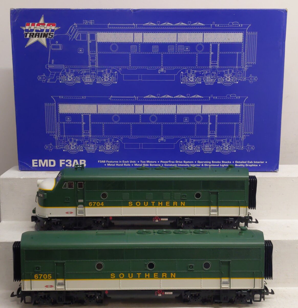 USA Trains 22259 G Southern Railway F-3 AB Diesel Locomotive Set EX/Box