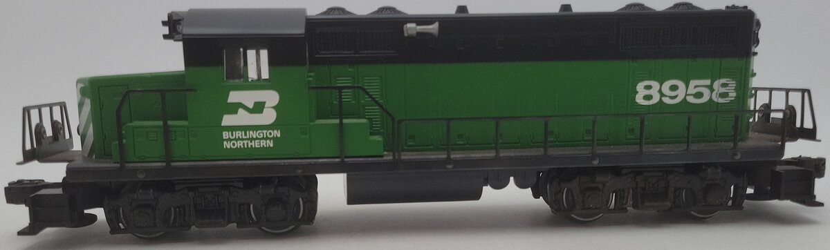 Lionel 6-8651 O Burlington Northern U36B Dummy Diesel Locomotive EX/Box