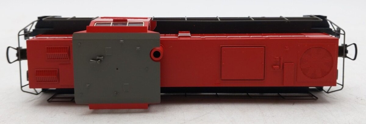 Trix 22588 HO Scale Swiss Federal Railways Am Diesel Locomotive #842 000-2 LN/Box