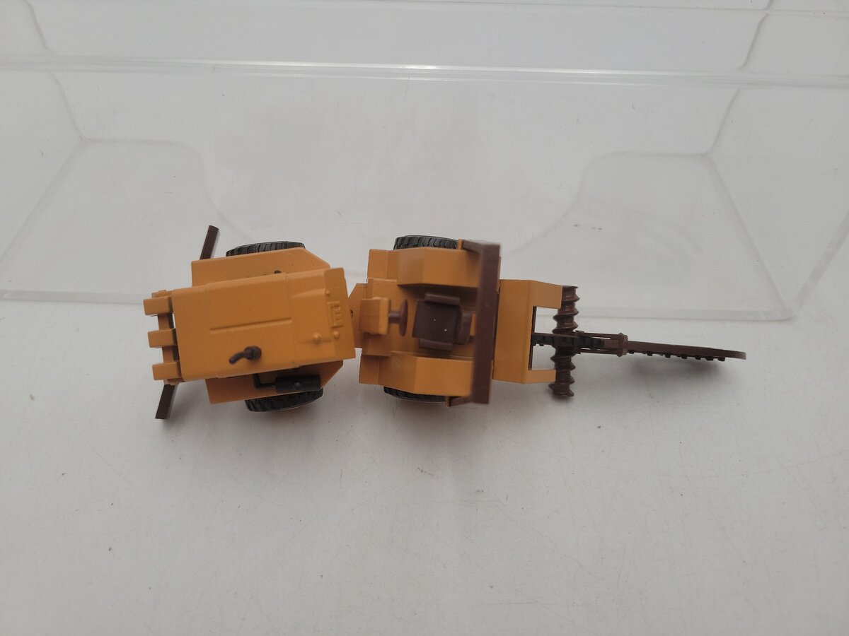 Conrad 2963 1:35 Scale Case DH4B Trencher With Disc and Front Blade Die Cast EX/Box
