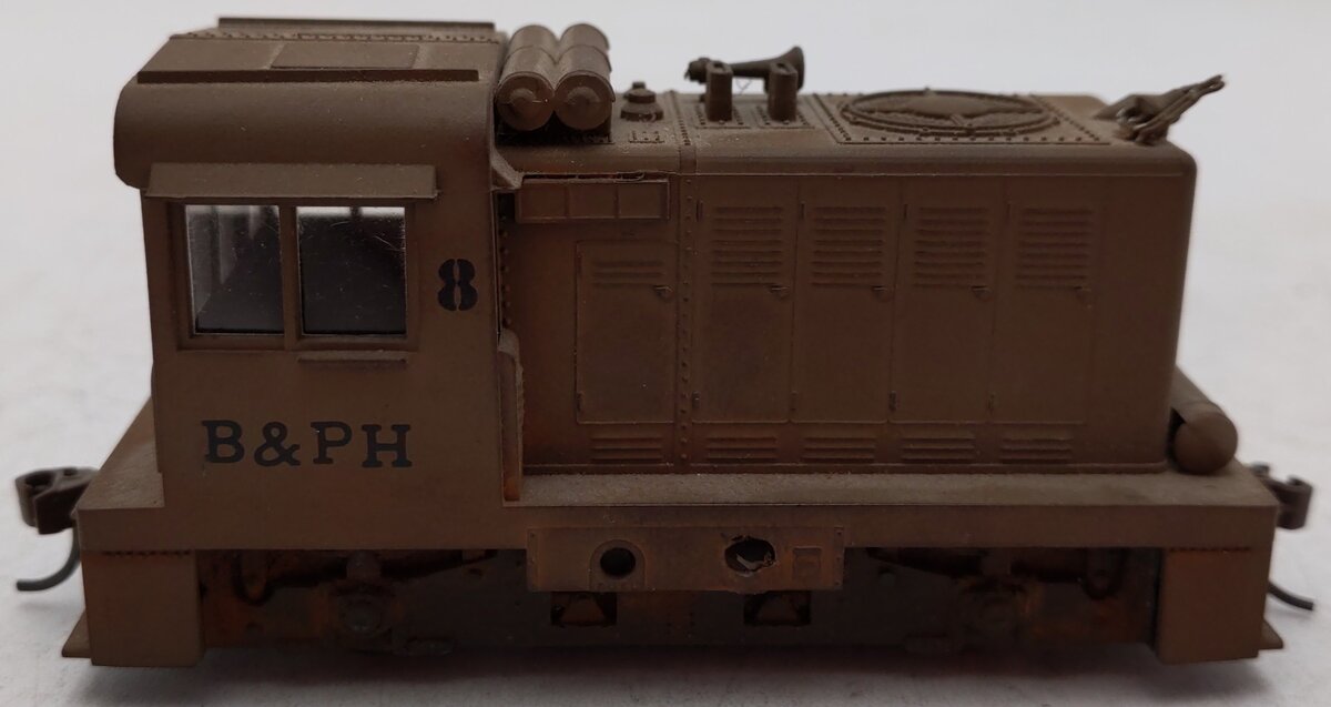 HO Scale B&PH Unpowered Diesel Locomotive #6