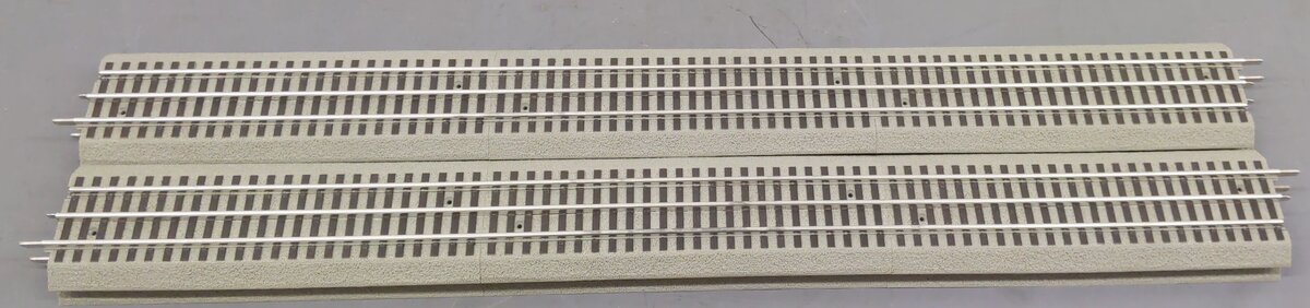 Lionel 6-12042 FasTrack 30" Straight Section (4) EX