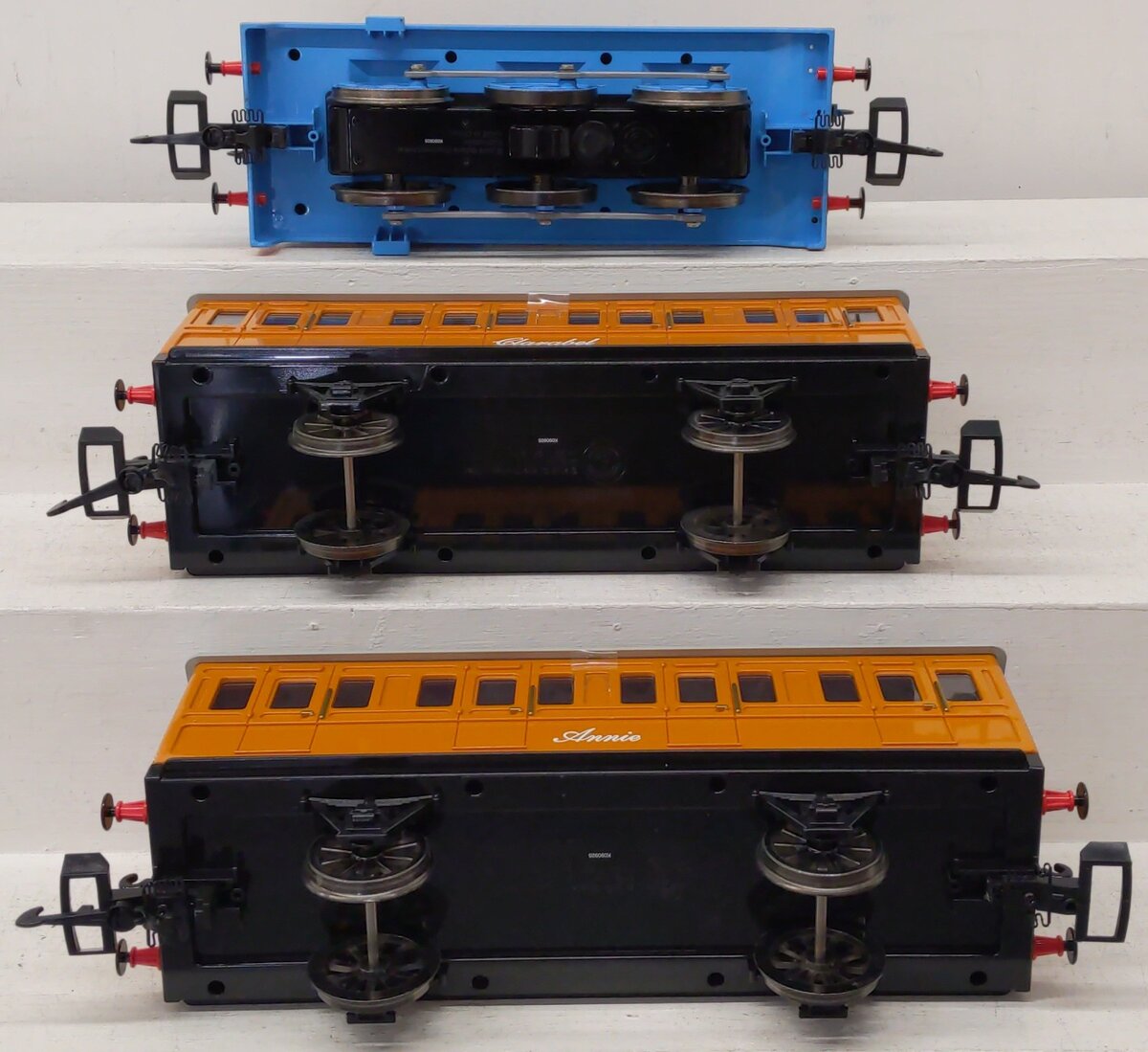 Bachmann 90089 Thomas with Annie & Clarabel G Scale Electric Train Set VG