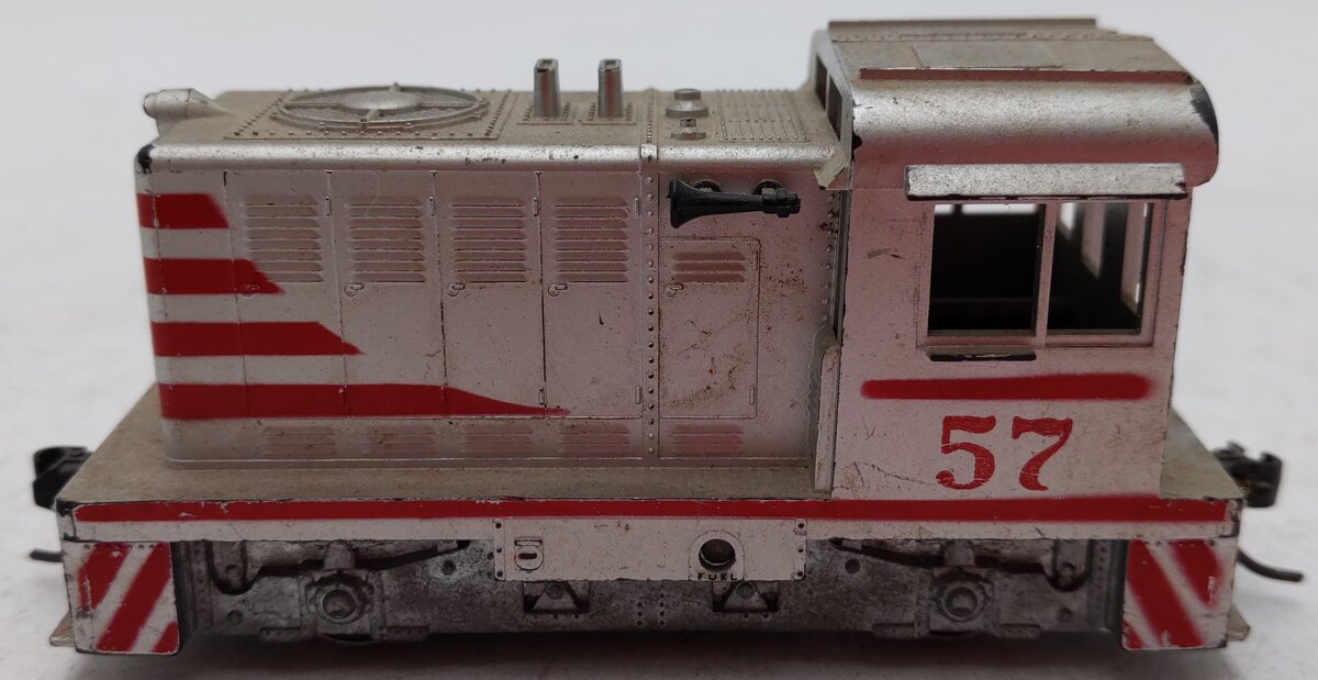 Athearn HO Scale Dummy Diesel Locomotive #57