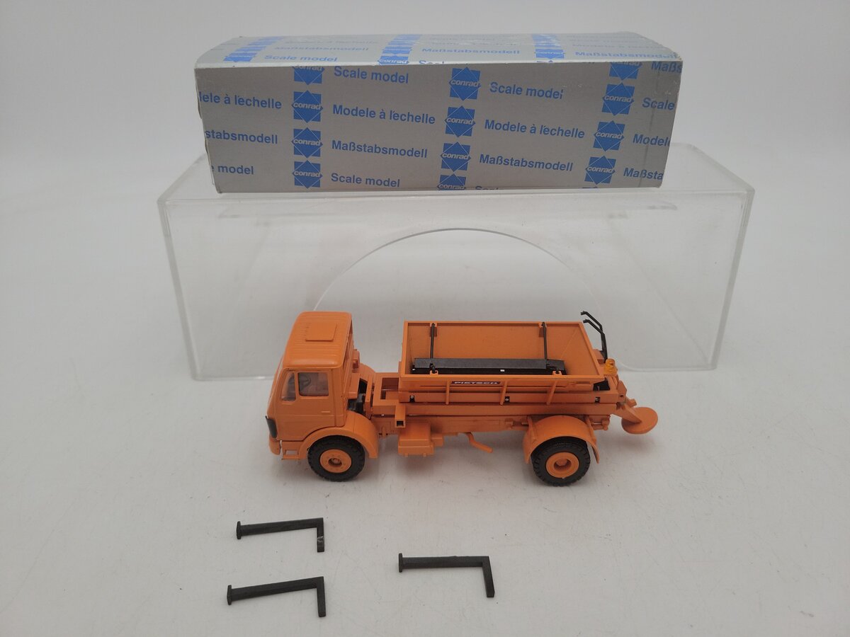 Conrad 3063 1:50 Scale Mercedes Benz Pietsch Grit Sander Truck Die Cast Metal VG/Box