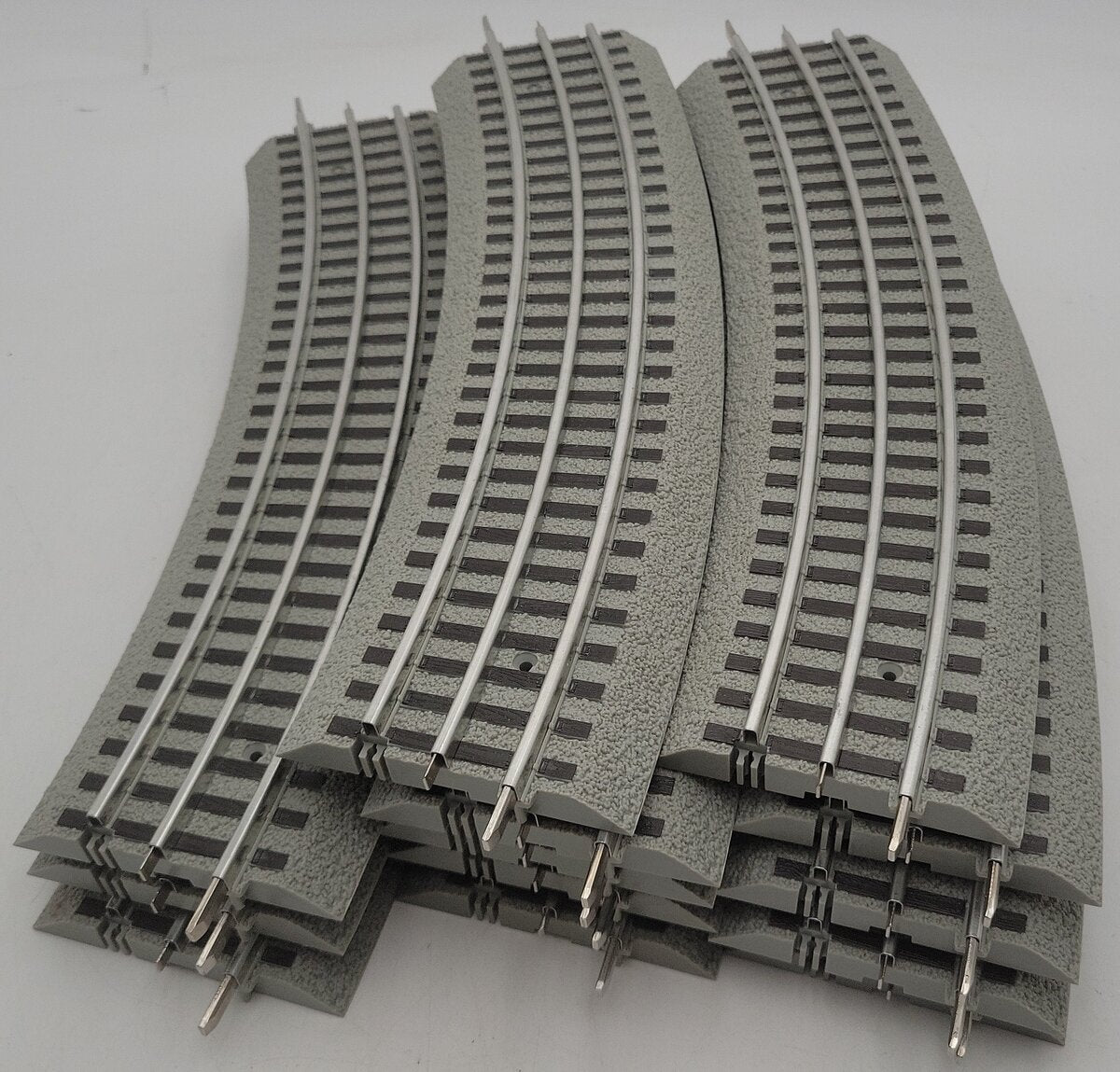 Lionel 6-12015 FasTrack O36 45-Degree Curved Track (13) EX