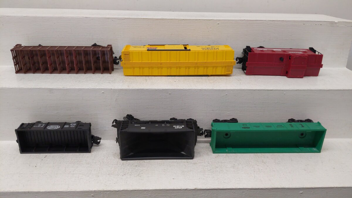Lionel & K-Line O Gauge Assorted Train Cars [6] VG