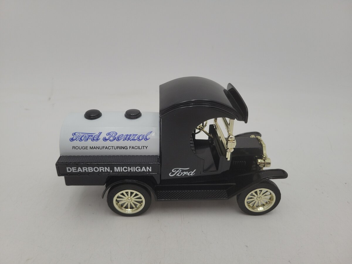 Gearbox 76604 1:24 Scale Diecast 1912 Ford Benzol Limited Edition Coin Bank LN/Box