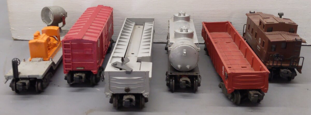 Lionel Vintage O Gauge Freight Cars #6520,356225,2465,X6014,6462,6457 [6] VG