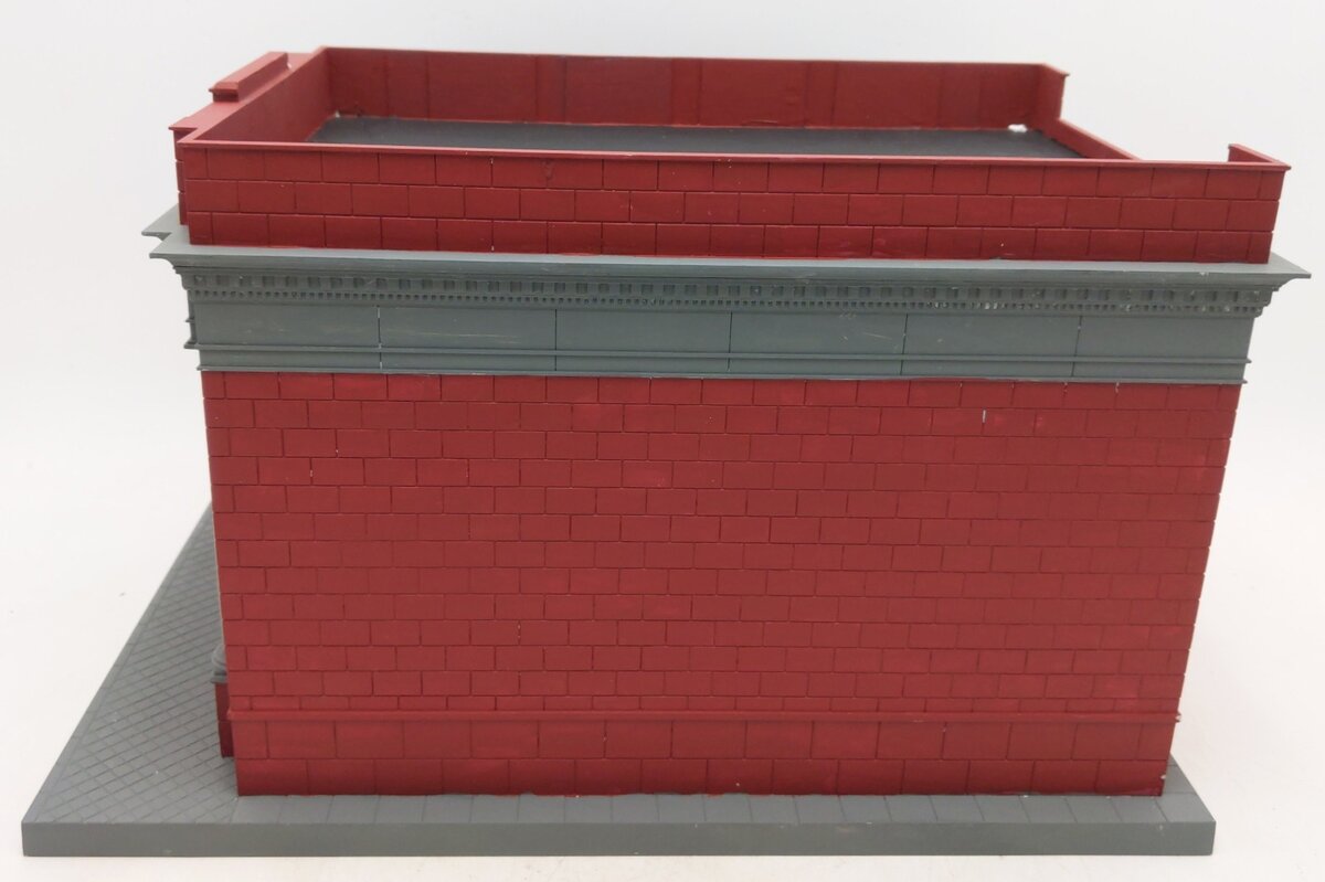 MTH 30-9017 O Gauge First City Bank Building - Custom Painted/Box