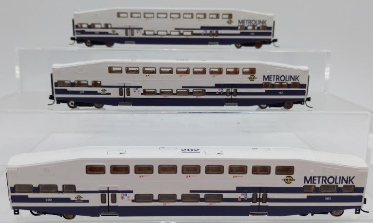 Athearn 10160 N Scale Bombardier Control Car #630 Bombardier Coachs #187 & 202 VG/Box