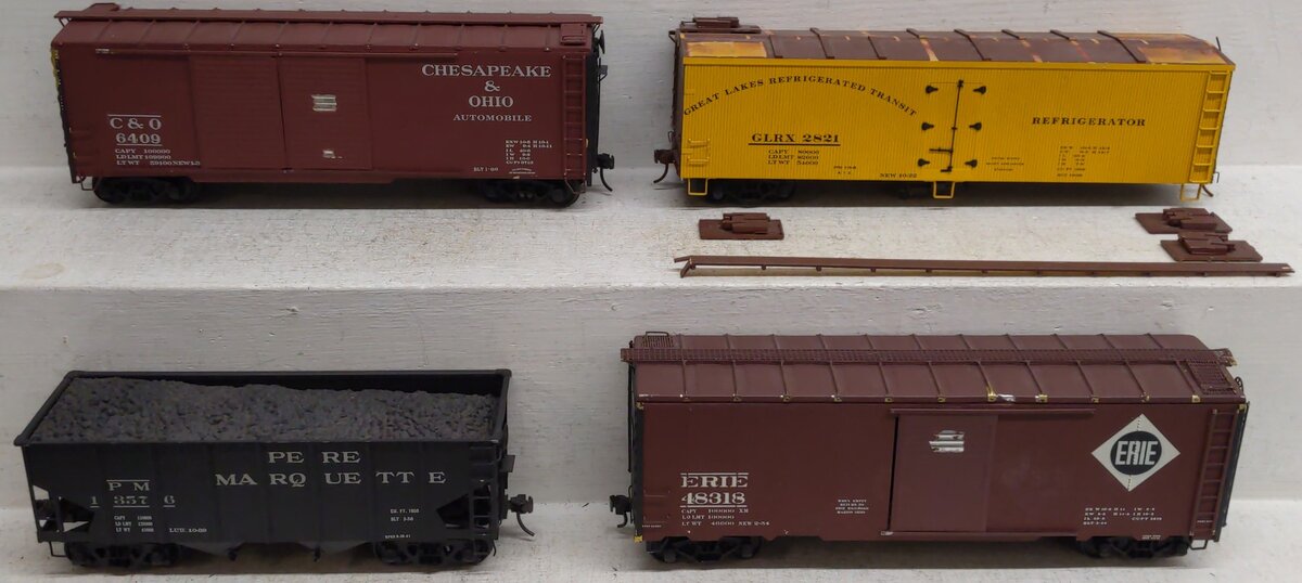 O Scale 2 Rail Assorted Custom Freight Cars [4]