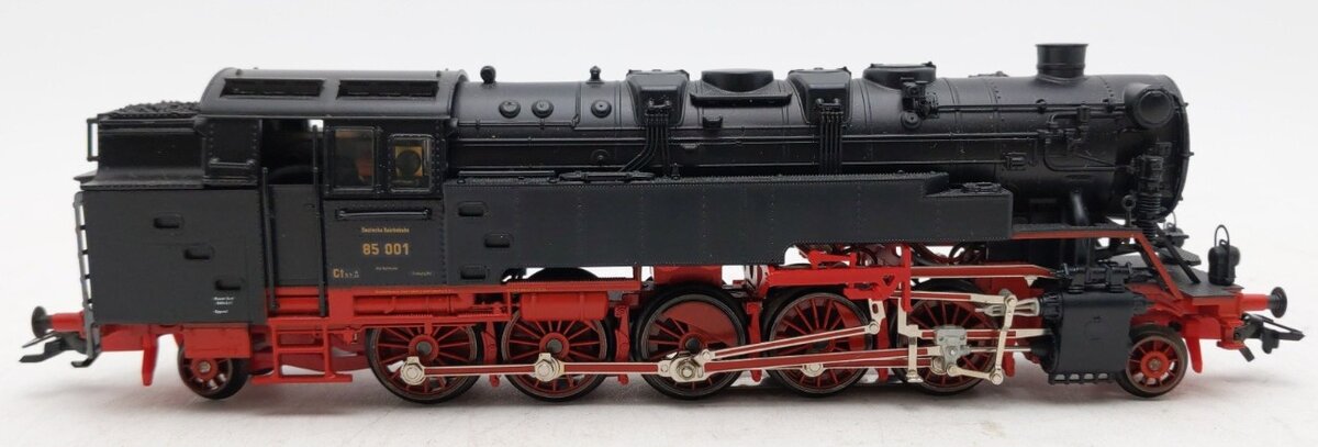 Marklin 33081 HO Scale BR 85 2-10-2 Steam Locomotive #85 001 EX/Box
