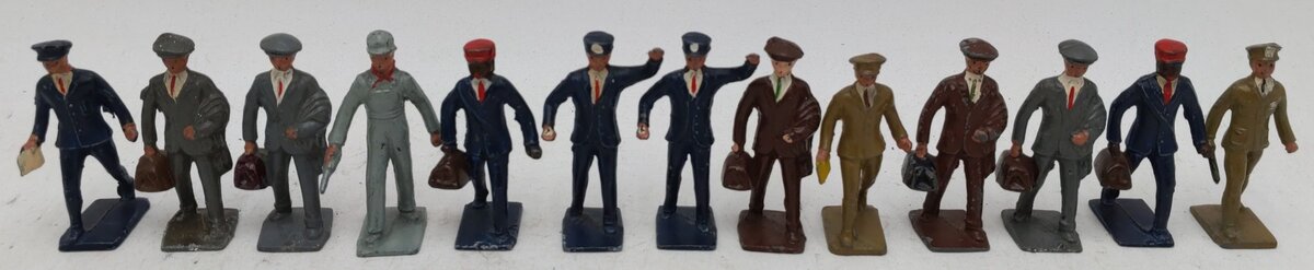 Lincoln Logs Assorted Die-Cast Metal Figurines [13] EX