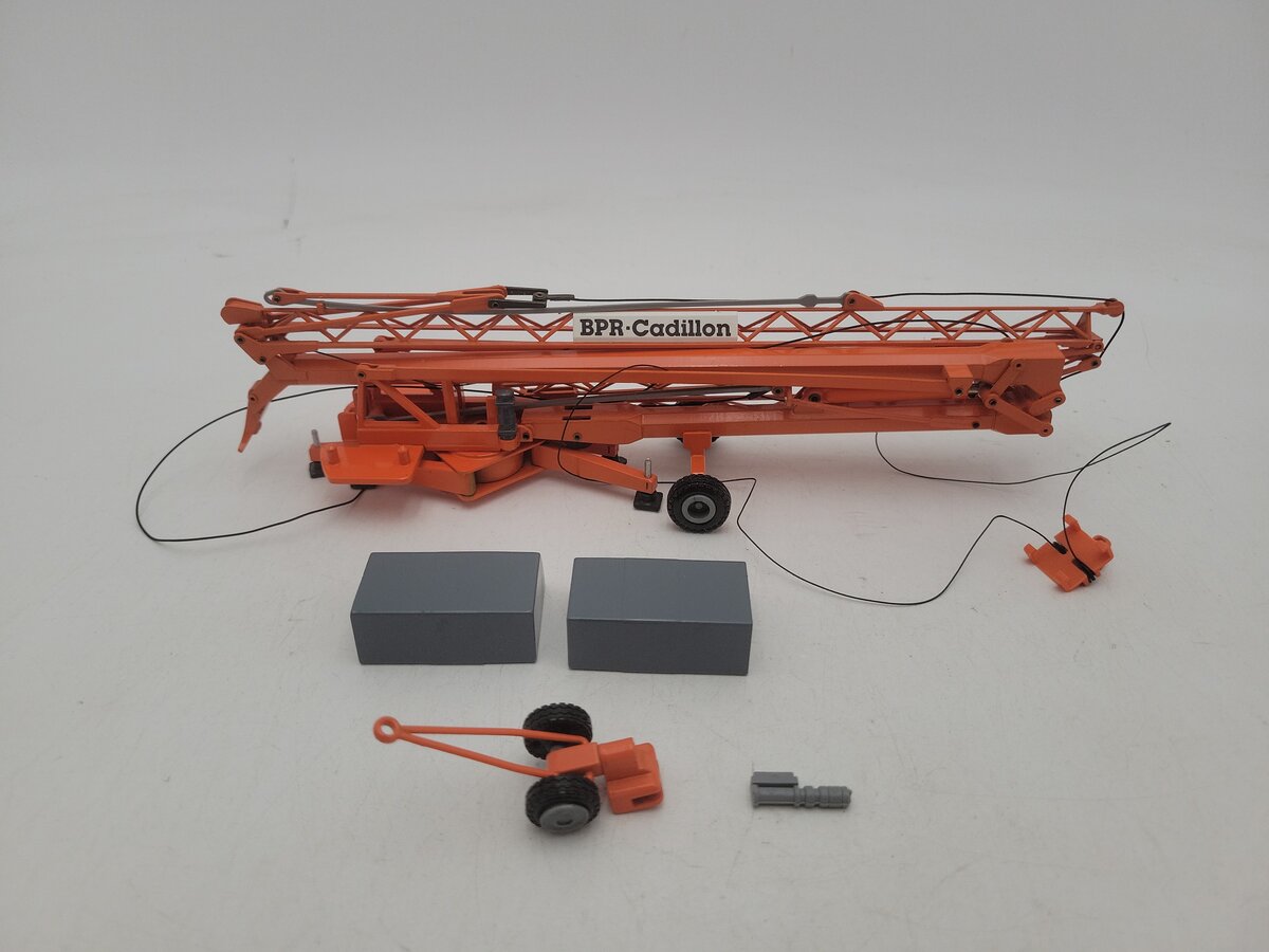 Conrad 2015 1:50 Scale BPR Cadillon Chronoflash Folding/Fast Erecting Crane VG/Box