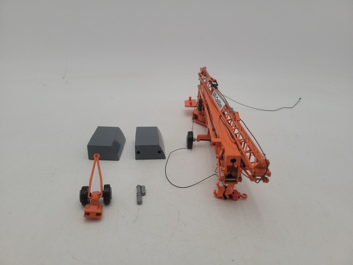Conrad 2015 1:50 Scale BPR Cadillon Chronoflash Folding/Fast Erecting Crane VG/Box