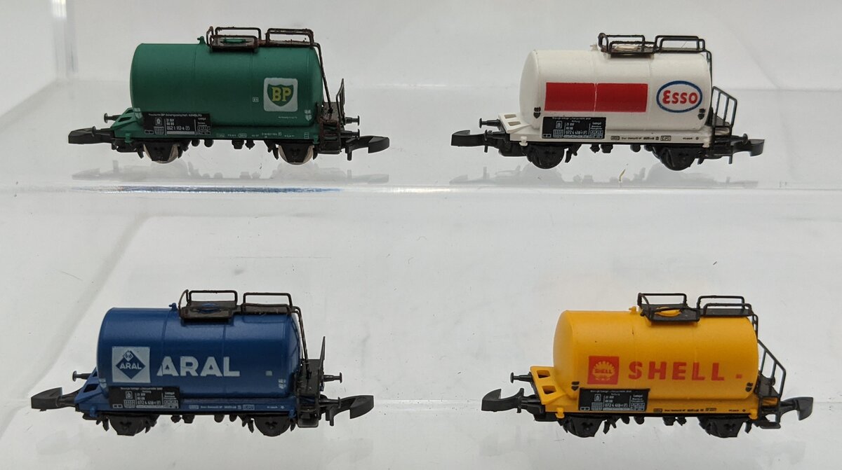 Marklin Z Scale Assorted Tank Cars [4]: 8611, 8612, 8613, & 8614 VG