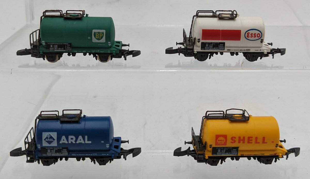 Marklin Z Scale Assorted Tank Cars [4]: 8611, 8612, 8613, & 8614 VG